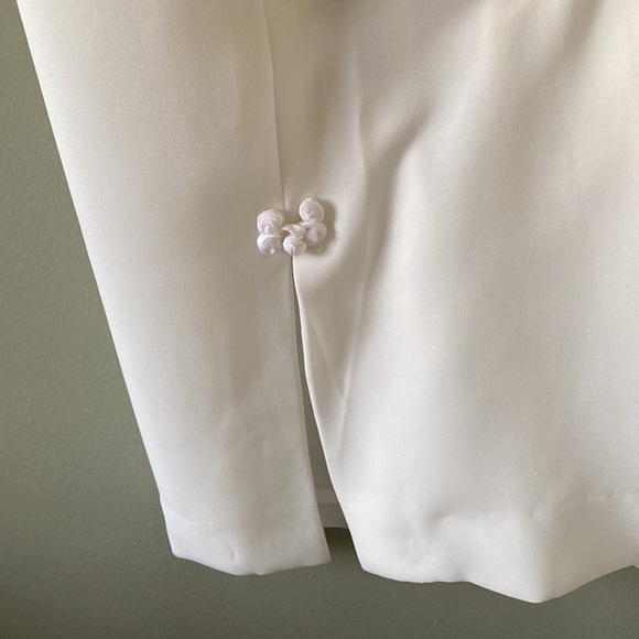 Beautiful white Chinese dress style pencil skirt waist 24” - Picture 3 of 5